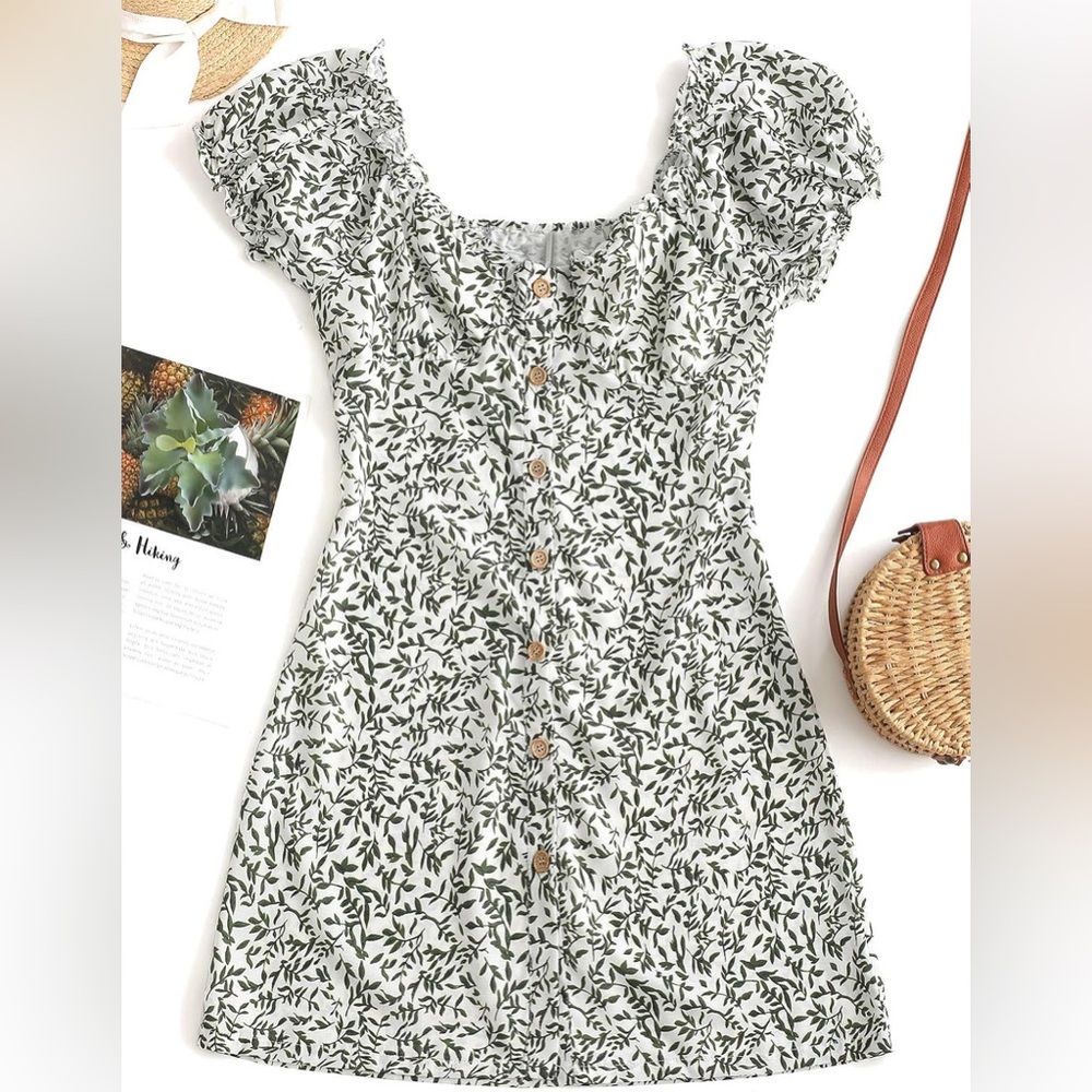 Women’s Green Leaf Print Button-Front Dress